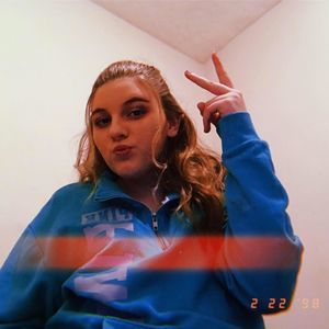 Meet your Posher, Carlie